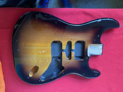 Squier strat body - squier,