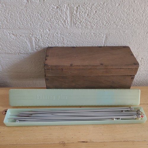 Vintage knitting pin needle - pin,