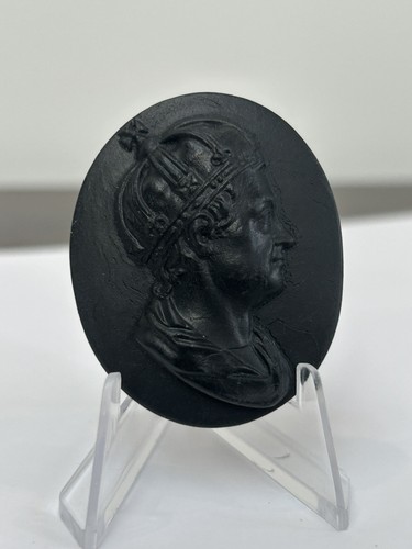 Wedgwood black basalt - basalt, portrait