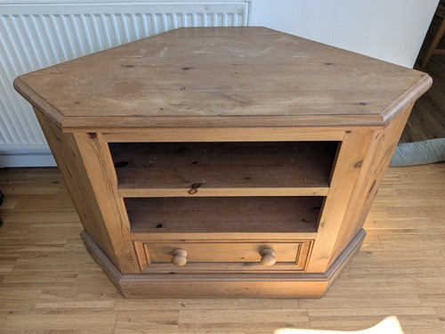 Solid pine corner - pine,