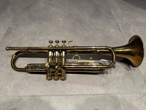 Olds standard trumpet - f.e.,