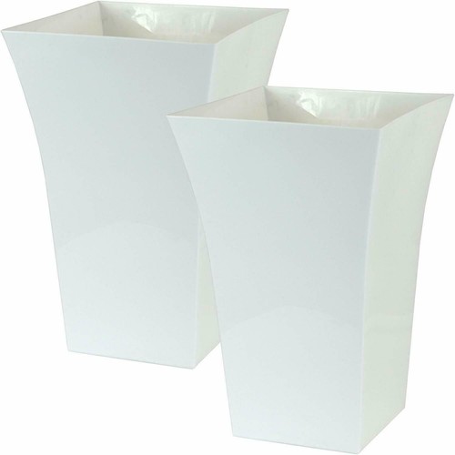 Large white square - x,