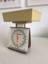 Vintage Retro Brown Waymaster Scales Plastic
