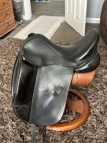 Ideal suzzanna dressage saddle - ideal,