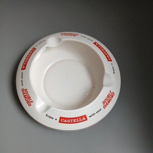 Castella cigar pub - cigar, ashtray
