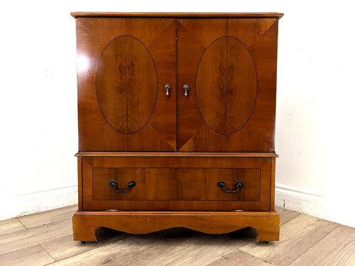 Cabinet small retro yew - cabinet,