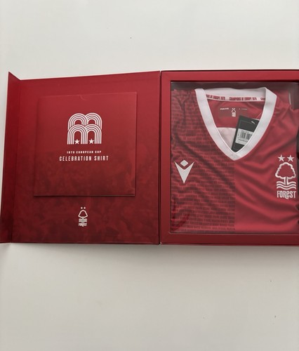 Nottingham forest year - nottingham, 40