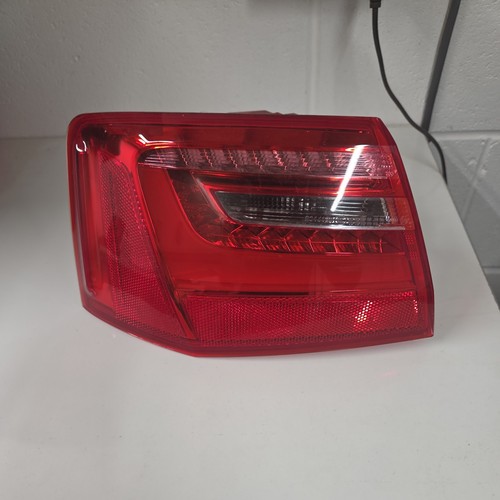 Audi 2011 15 left - c7,