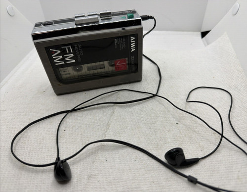 Aiwa t200 portable fm - hs-t200,