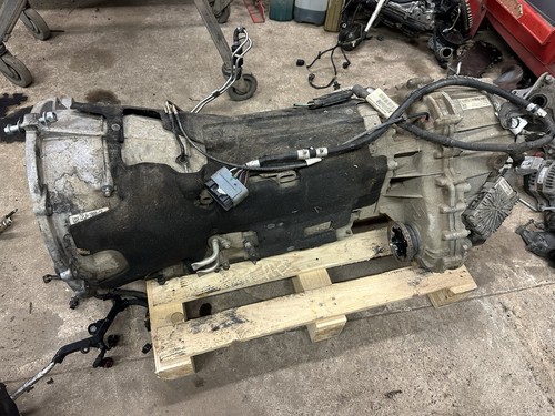 Land rover defender l663 - rover,