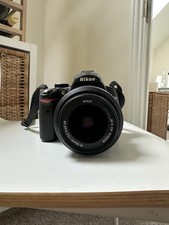 Nikon D5000 DSLR + AF-S DX