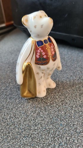 Royal crown derby miniature - royal,