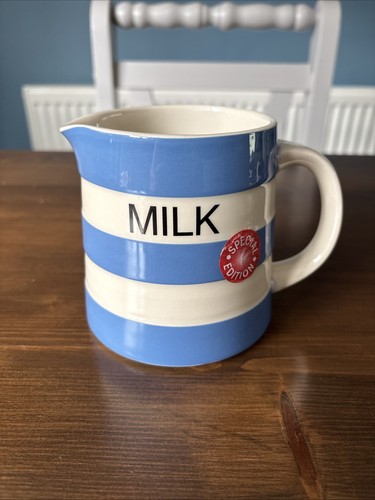 Green cornishware milk jug - g,