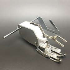 BERNINA SEWING MACHINE