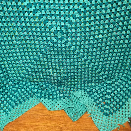 Square green mottled knitted - square,