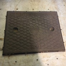 Cast iron Manhole Cover & frame 668mm X 520mm Inspection cover lid Free p&p 