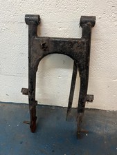 SUZUKI GP100/125 SWING ARM 2