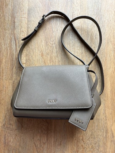 Dkny bryant park - dkny,