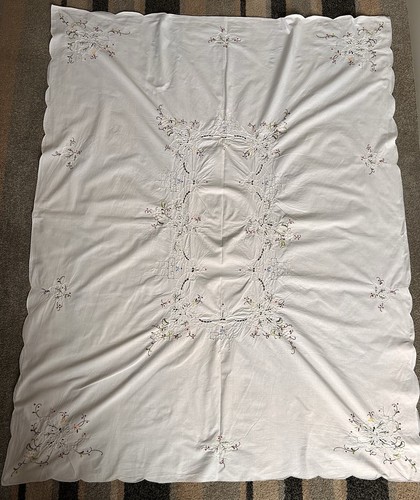 Large vintage hand embroidered - hand,