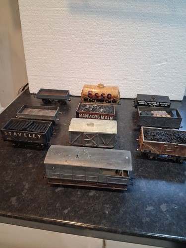 Joblot gauge wagons - gauge,