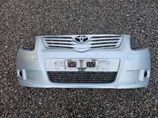 Toyota Avensis 2010-2014 Front