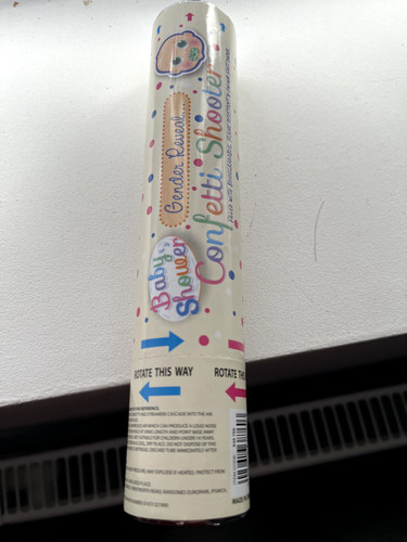 Gender reveal confetti - reveal, shooter