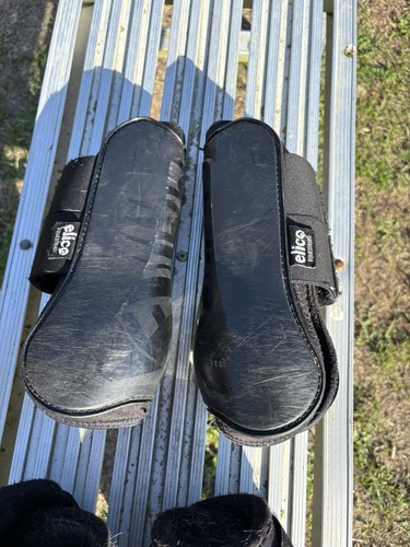 Full size tendon and fetlock - size,