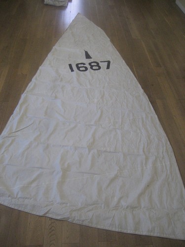 Old vintage dinghy - , main