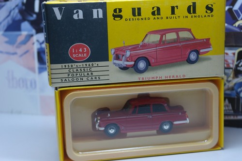 Lledo vanguards triumph - lledo/vanguards,