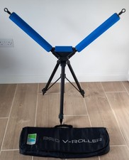 USED FISHING POLE ROLLER,  Preston  PRO "V" Roller  With Carry Bag 