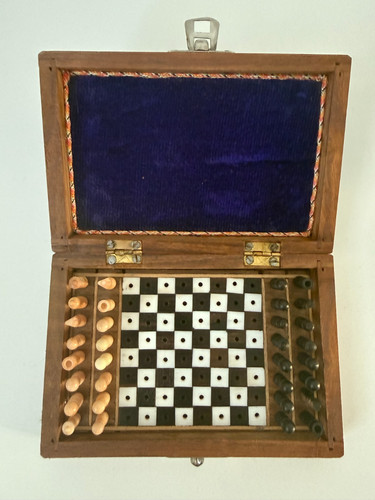 Vintage wooden mini chess - wooden,