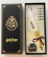 Harry Potter Quill Feather Antique Pen and Ink Set With Replacement Nibs - White