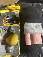 Leica NA320 Automatic Optical Dumpy Site Level With 20x Magnification & Case