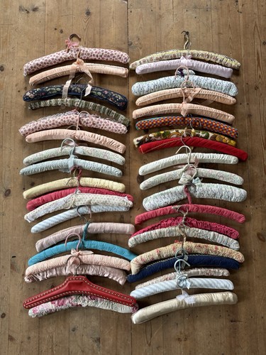 Vintage retro padded fabric - retro,