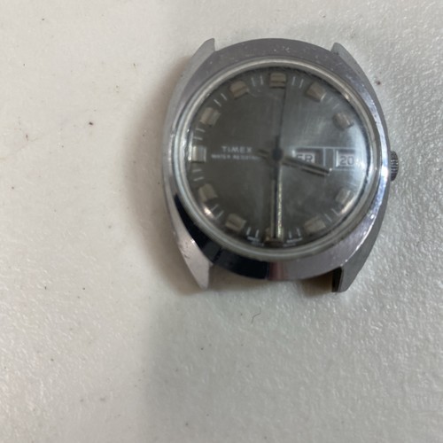 Timex 1970 time day date - time,