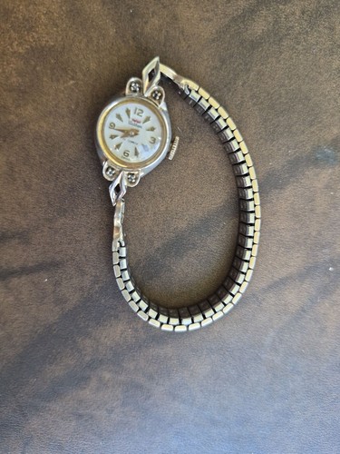 Vintage waltham jewels - waltham,