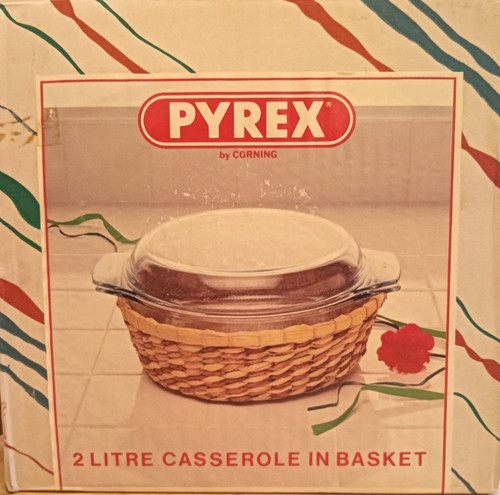 Pyrex litre casserole - casserole, in