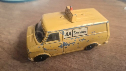 Dinky toys bedford van - dinky,