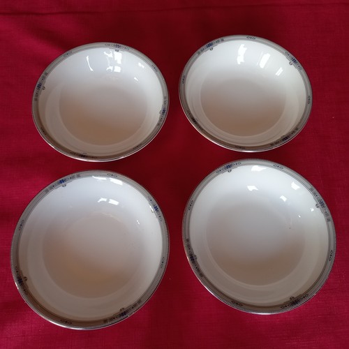 Set four wedgwood - four, 'wedgwood