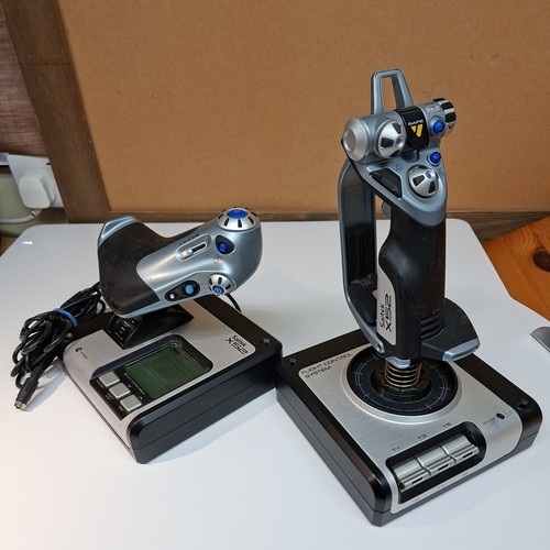 Logitech saitek x52 flight - logitech,