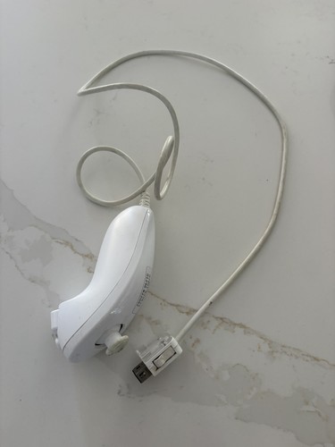 Official nintendo wii white - nintendo,
