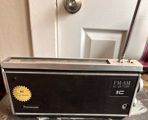 Vintage panasonic radio - panasonic, fm-am