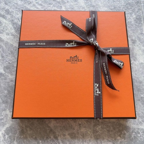 Used hermes scarf - hermes, empty