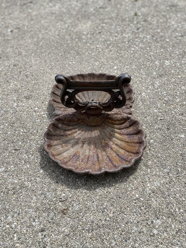 Antique cast iron - boot, scraper