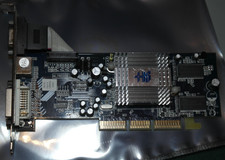ATI Radeon 9200 se universal