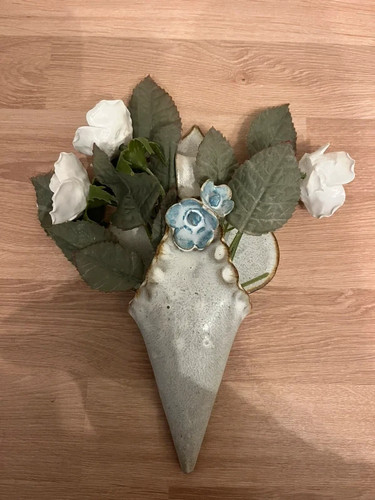 Exquisite vintage wall - , vase