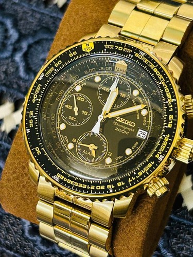 Seiko chronograph 200m gold - seiko,