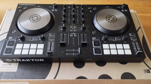 Traktor kontrol mk3 - s2,