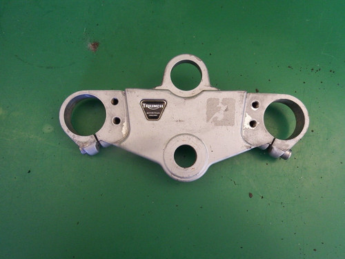 Triumph top yoke 955i srint - yoke,