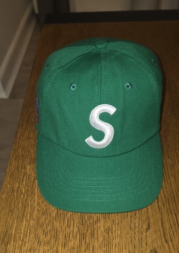 Supreme world famous logo - supreme,